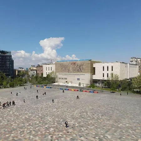 Central Apartment Daire *